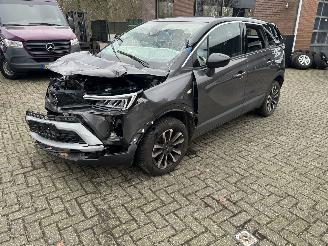 Schadeauto Opel Crossland 1.2 TURBO AUTOMAAT EDITION. 2022/10
