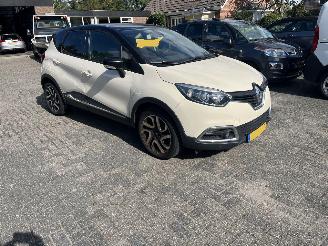 Renault Captur 0.9 TCE DYNAMIQQUE. picture 1