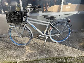 krockskadad bil fiets Cortina  jongensfiets met mandje versnelling 2019/7