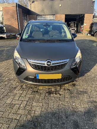 Opel Zafira 1.4 TOURER BERLIN 103 kW. AIRCO SPORTVELGEN picture 5