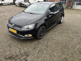 Vrakbiler auto Volkswagen Polo 1.4 TDI COMFORTLINE. ZWART. 2015/12