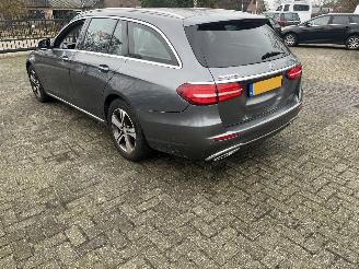 Mercedes E-klasse 220 d Ambition Estate automaat. amg. picture 3