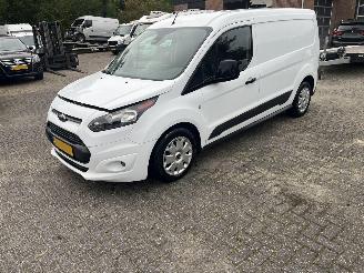 krockskadad bil bedrijf Ford Transit Connect 1.5 TDCI  LANG AUTOMAAT TREND NAVI 2017/9