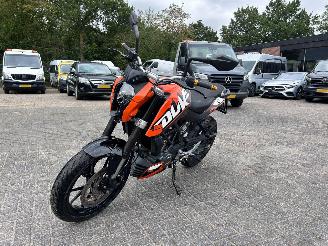 KTM 125 Duke  picture 2