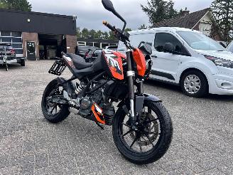 uszkodzony motocykle KTM 125 Duke  2016/9