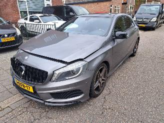 Auto incidentate Mercedes A-klasse 180 prestige 2013/3