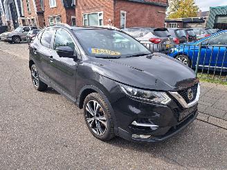skadebil auto Nissan Qashqai 1.2 connecta automaat 2018/11