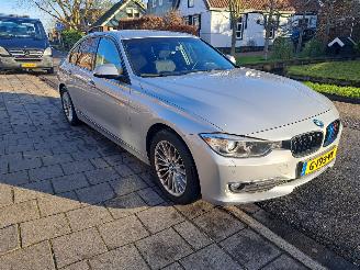 skadebil auto BMW 3-serie 316i automaat 2014/1