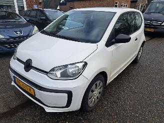 skadebil auto Volkswagen Up! 1.0 bmt take up 2017/3