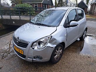 krockskadad bil auto Opel Agila 1.0i 2012/3