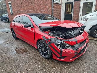 skadebil auto Mercedes Cla-klasse 180 shooting brake automaat 2015/8