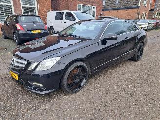 Damaged car Mercedes E-klasse 500 Coupe elegance automaat pannodak 2009/6