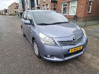 skadebil auto Toyota Verso 1.8 vvti aspiratoin 2013/4