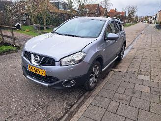 krockskadad bil auto Nissan Qashqai 2.0i tekna automaat 2011/10