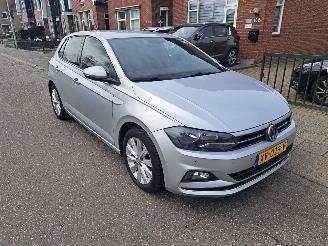 skadebil auto Volkswagen Polo 1.0tsi high line 2019/4
