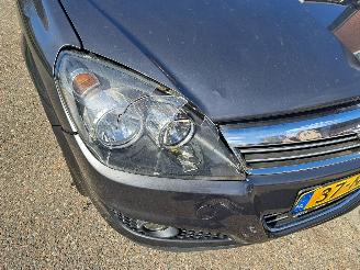 Opel Astra 1.6 cosmo picture 6