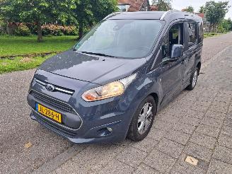 Avarii autoturisme Ford Tourneo Connect 1.0i 5 persoons 2014/10