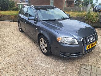Unfallwagen Audi A4 Avant 2.0 TFSi Quatro automaat 2006/1