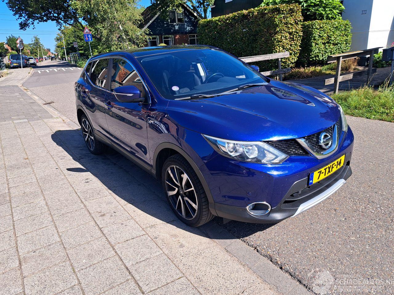 Nissan Qashqai 1.2 connect edition {hagelschade}