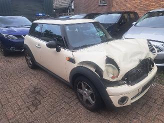 Schadeauto Mini One 1.4i 2010/1