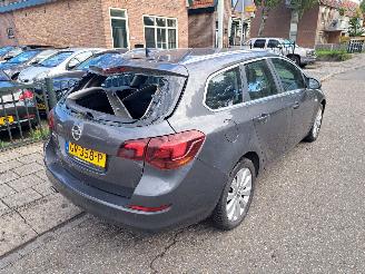 Opel Astra 1.4i turbo sport picture 4