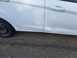 Ford Fiesta 1.0i style picture 6