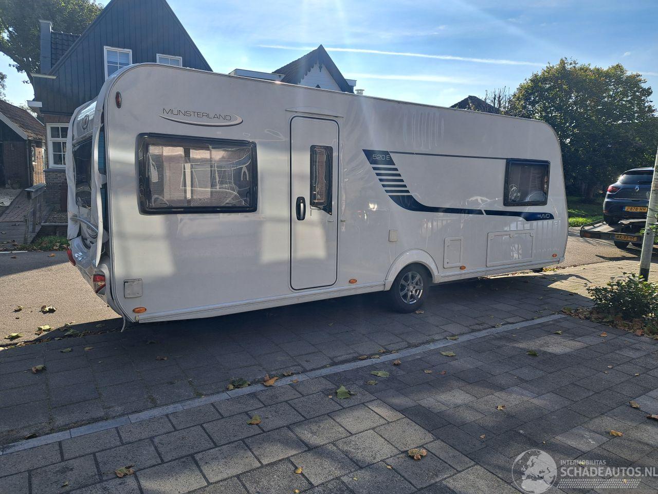 LMC  MUN VIVO 520E