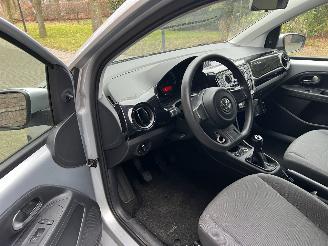 Volkswagen Up! 1.0 MOVE UP! BLUEMOTIOM AIRCO picture 18