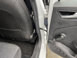 Renault Clio 1.0 TCe ZEN NAVI picture 16