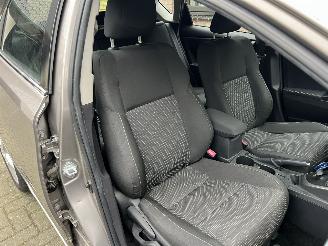 Toyota Auris 1.8 HYBRID DYNAMIC NAVI picture 4