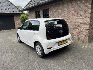 damaged passenger cars Volkswagen Up! 1.0 BTM MOVE UPi AIRCO 2017/12