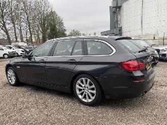 BMW 5-serie Touring 520D Executive Leer Navi PDC Trekhaak picture 3