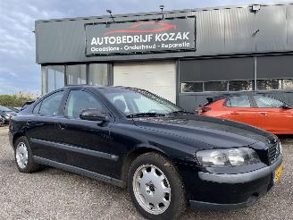 begagnad bil auto Volvo S-60 2.4 Edition AIRCO NIEUWE APK 2002/5