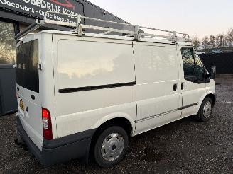 Ford Transit 2.2 TDCI SHD NIEUWE APK 3-pers. picture 4