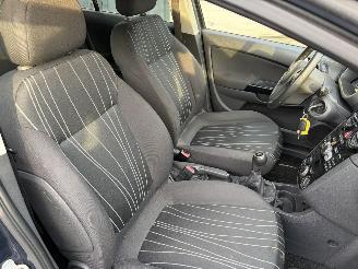 Opel Corsa 1.4-16V \'111\'Edition AIRCO NIEUWE APK picture 12