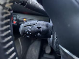 Peugeot 308 SW 1.2 PureTech Blue Lease Premium LEDER picture 17