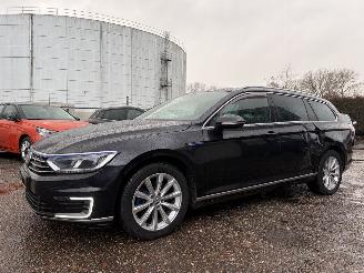 Volkswagen Passat 1.4 TSI GTE Highline AUTOMAAT NAVI PDC picture 2