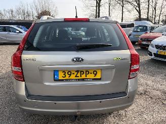 Kia Cee d Sporty Wagon 1.4 CVVT Navigator Plus Pack CRUISE picture 5