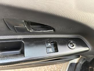 Kia Cee d Sporty Wagon 1.4 CVVT Navigator Plus Pack CRUISE picture 9