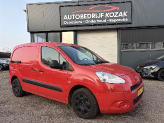  Peugeot Partner 1.6 e-HDI XR Profit Trekhaak NIEUWE APK 2015/2