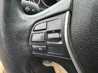 BMW 3-serie 320d EfficientDynamics High Executive Upgr picture 18