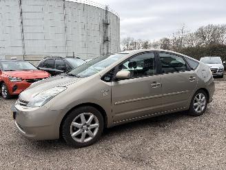 Toyota Prius 1.5 VVT-i Tech Edition automaat picture 2