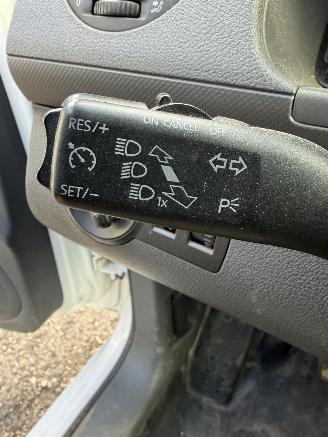 Volkswagen Caddy 1.6 TDI AIRCO CRUISE PDC TREKHAAK picture 14