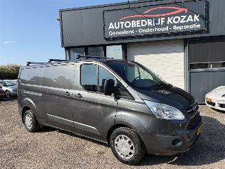 dañado vehículos comerciales Ford Transit Custom 2.0TDCI L2H1Limited Edition 3-pers 2017/2
