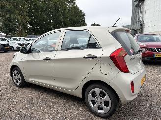 Kia Picanto 1.0 CVVT 5-drs. NIEUWE APK picture 3