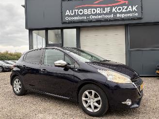 begagnad bil auto Peugeot 208 1.2 PureTech Style AUTOMAAT CRUISE NAVI 2015/6