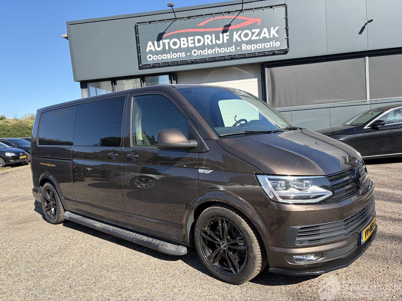 Volkswagen Transporter 2.0 TDI DC Highline MULTIVAN L2H1 DSG