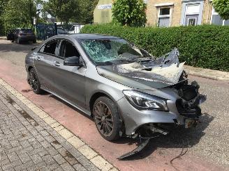 Vrakbiler auto Mercedes Cla-klasse 180 AMG Night Edition Plus 2016/12