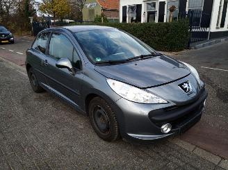 Uttjänta bilar auto Peugeot 207 1.4 2008/1
