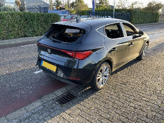 Seat Leon 1.0 TSi Style launch Edition picture 3